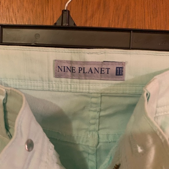 Nine Planet mint colored size 11 EUC - Picture 3 of 3